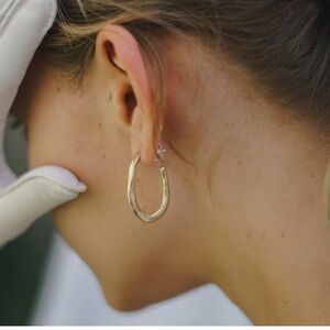 Amanda Hunt Lake Hoops